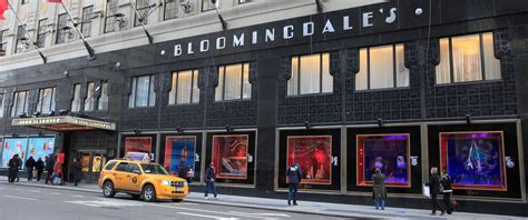 is bloomingdales closed on christmas